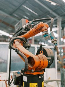 Automatização com solda robotizada e dobra
